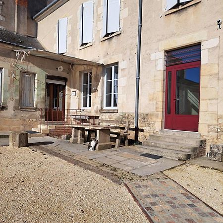 Au P'Tit Gueul'Ton Bed and Breakfast Les Aix-d'Angillon Eksteriør billede